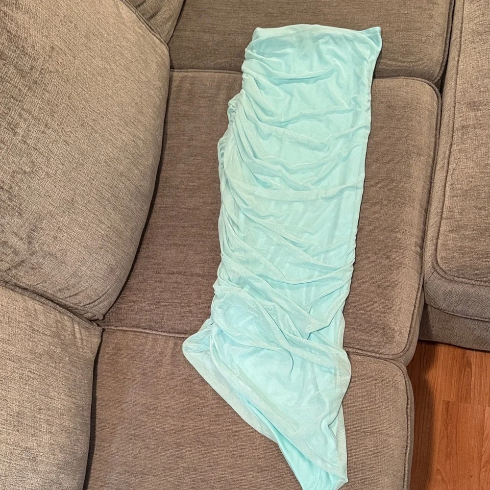 Fashion Nova Aqua Blue Skirt Set - Picture 5 of 7